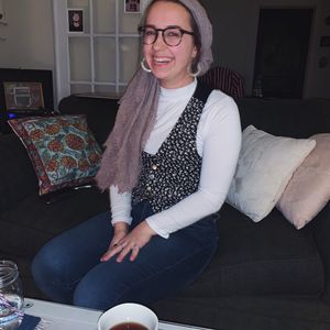 Meet your Posher, Toni